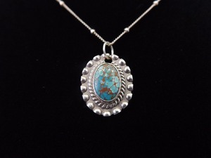 .925 Sterling Silver Turquoise Cabochon Pendant Necklace