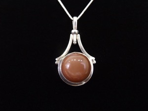 .925 Sterling Silver Tigers Eye Pendant Necklace