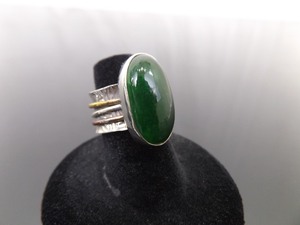 .925 Sterling Silver Hand Hammered Jade Spinner Ring Size 5.5