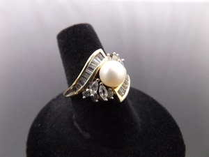 .925 Sterling Silver Genuine Pearl Zirconia Ring Size 7