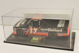 lot 19 image: 124 Diecast Replica Of 1997  Sears Diehard Chevrolet C-1500