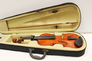 lot 36 image: Violin 34 Size With Bow And Case
