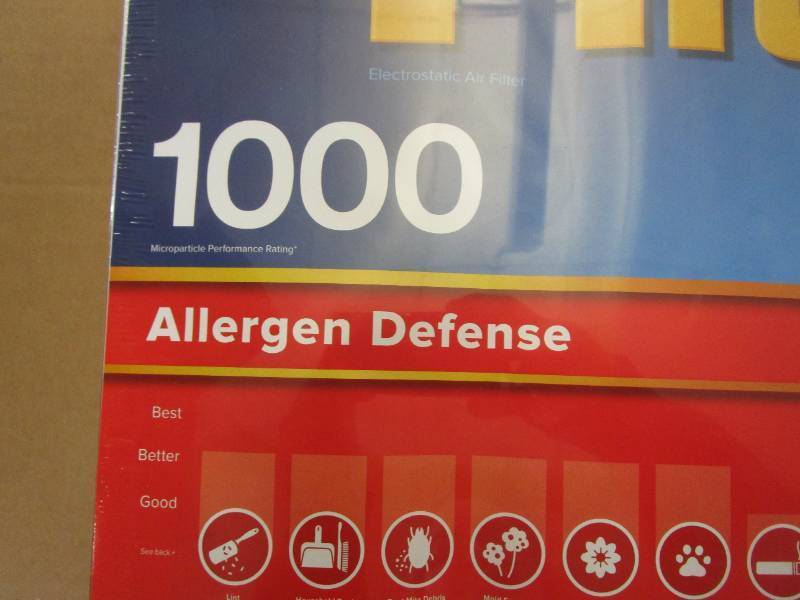 4 PACK Filtrete 20 in x 20 in x 2 in 1000 Mpr Merv 11 Air Filter (BOX IS SLIGHTLY DAMAGED, FILTERS APPEAR UNAFFECTED)