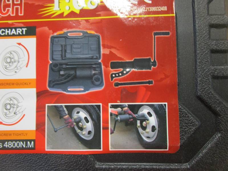Torque Multiplier Truck Trailer RV Lug Nut Wrench Labor Saving Wrench wCase