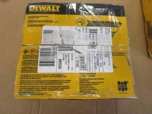 DEWALT Framing Nails, Paper Tape, 30-Degree, Smooth Shank, Bright Finish, Off-Set Round Head, 3 12-Inch x .131-Inch, 2000-Pack (DPT-16D131FH)