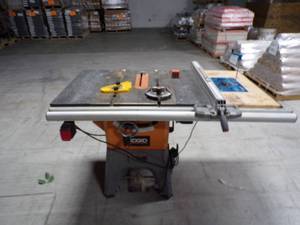 lot 1 image: Rigid Cabinet Saw with Rockler Router Lift and Bosch Router