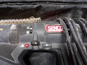lot 47 image: Senco Auto Feed Screwgun