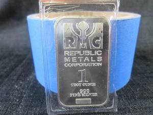 1 Troy Ounce .999 Fine Silver Bar R...