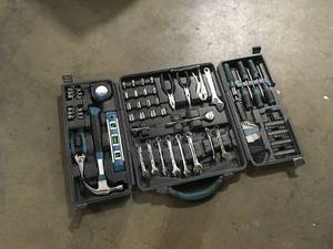 38 in. Drive SAE and Metric Home Tool Kit Set (137-Piece) by Anvil  Customer Returns See Pictures