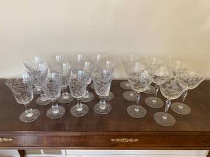 lot 14 image: Etched Glass Goblets and Wine Glass Sets