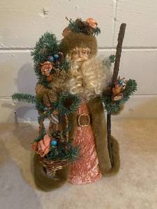 lot 74 image: Santa Tree Topper