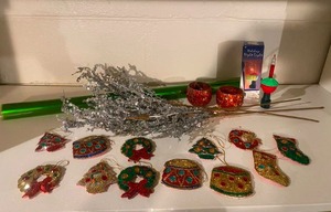 lot 77 image: Vintage Jeweled Ornaments, Bubbler Night Light, and More