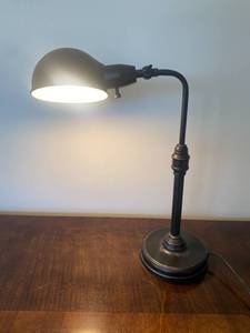 lot 91 image: Black Desk Lamp