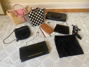 lot 94 image: Vintage Womens Purses and Clutches