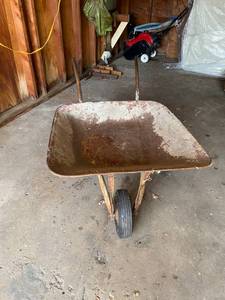 lot 166 image: Wheelbarrow