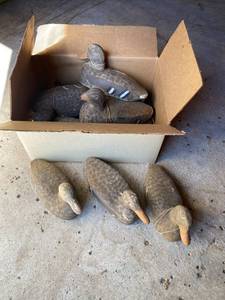 lot 172 image: Vintage Duck Decoys - Some with Weights