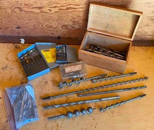 lot 204 image: Drill Bit Set, Organizers