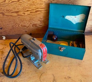 lot 207 image: Shopmate Jigsaw