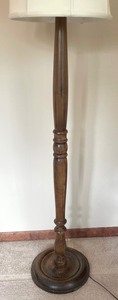 Delightful Vintage Double Bulb Wooden Floor Lamp