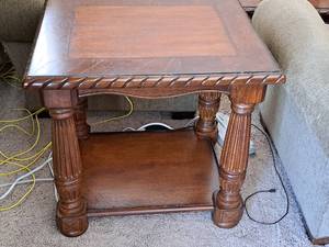 lot 505 image: 26 2-tier Wooden Side Table