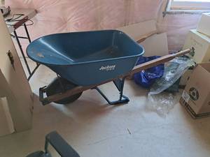 lot 529 image: Jackson 6-cu.ft. Wheelbarrow