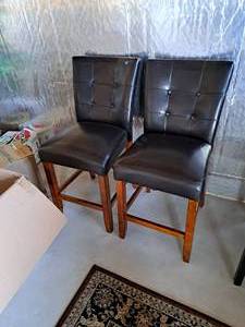 lot 522 image: Lot of (2) Black Leather Padded  Wooden Dining Chairs