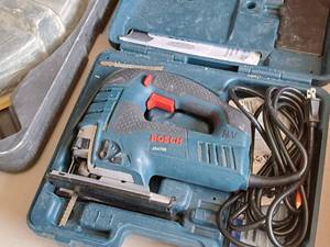 lot 557 image: Bosch Jigsaw J5470E with Case