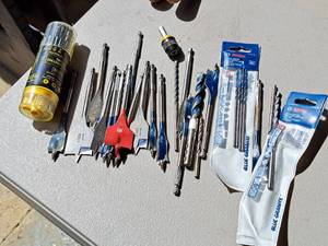 lot 563 image: Lot of (20) Misc. Drill Bits
