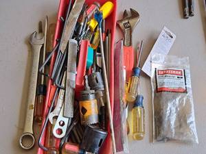 lot 570 image: Lot of  Hand Tools - Screwdrivers, Crescent Wrench, Combination Wrenches, Hole Saws, Hex Key Set, Misc. Tools