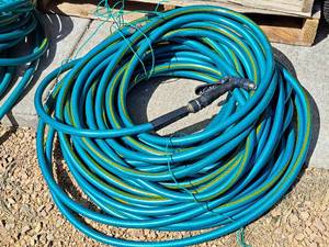 lot 611 image: Lot of (2) Garden Hoses
