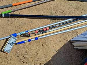 lot 615 image: Lot of (6) Extension Poles