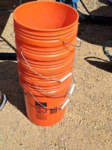 lot 641 image: Lot of (5) 5-Gallon Plastic Pails