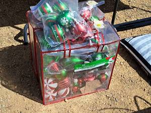 lot 643 image: Christmas Dcor - Shatterproof Hand-Decorated Ornaments