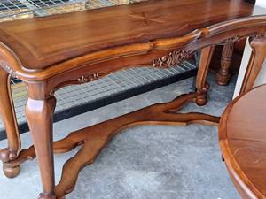 lot 541 image: 61 Wooden Entry Table