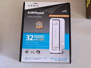 lot 715 image: Arris SURFboard Cable Modem SB6190 (in original box)