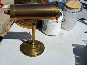 lot 678 image: Kaleidescope Dcor