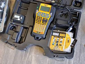 lot 549 image: Rhino 6000 Labeling Tool Kit