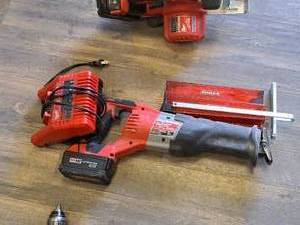 lot 551 image: Milwaukee Hackzall 18V Reciprocating Saw with M18 Lithium-Ion XC Battery