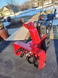 lot 498 image: Toro Power Max 1232 OHXE Heavy Duty Two Stage 375cc 32 Snowblower 38842