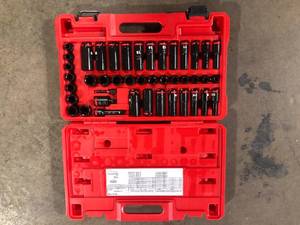 lot 11 image: SHOCKWAVE 38 in. Drive SAE and Metric 6 Point Impact Socket Set (43-Piece) by Milwaukee  Customer Returns See Pictures