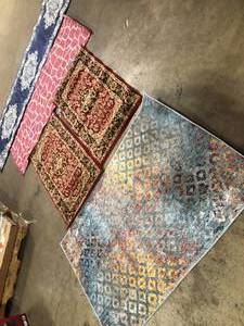 lot 32 image: Lot of Mixed Rugs  Customer Returns See Pictures