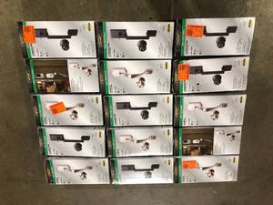 lot 48 image: Lot of Mixed Door Handles  Customer Returns See Pictures