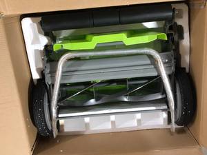 lot 59 image: Quiet Cut 18 in. Manual Walk Behind Nonelectric Push Reel Mower - California Compliant by Earthwise Customer Returns See Pictures