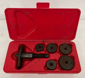 lot 156 image: Rear Brake Caliper Piston Re-Positioning Tool