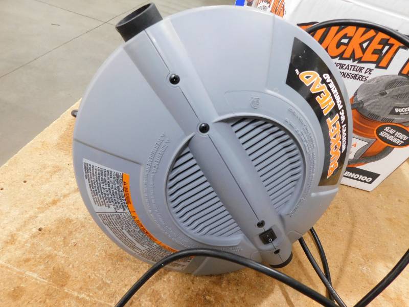 Bucket Head 5 Gallon 1.75 Peak HP Wet/Dry Shop Vacuum Powerhead
