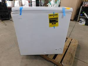 Vissani  6.9 cu. ft. Chest Freezer in White