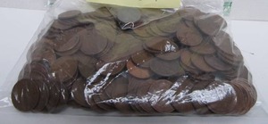 lot 52 image: Lot of Approx 200 Assorted Wheat Pennies