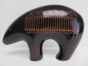 lot 76 image: Signed Native American Pottery Bear Fetish Sculpture