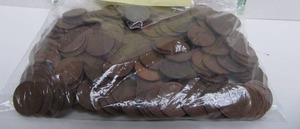 lot 53 image: Lot of Approx 200 Assorted Wheat Pennies