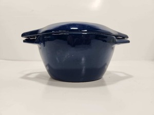 lot 186 image: Mid Century NACCO Denmark Enameled Cast Iron Lidded Casserole 
